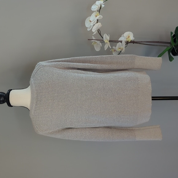 Banana Republic Butterfly Front Pullover Sweater Skyline Grey – Size M - Picture 5 of 9